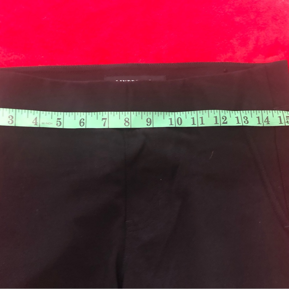 🌼🌼🌼🌼Black heavy leggings by Liverpool🌼🌼Size 8/29. Like new🌼🌼 - Picture 4 of 8